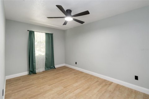 House in DeLand, Florida 4 bedrooms, 311.78 sq.m. № 1815869 - photo 27