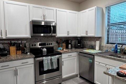 Touwnhouse à louer à Miami, Floride: 3 chambres, 128.02 m2 № 2402702 - photo 14
