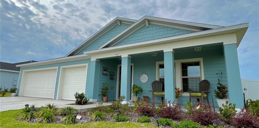 House in Ocala, Florida 4 bedrooms, 212.1 sq.m. № 1916101