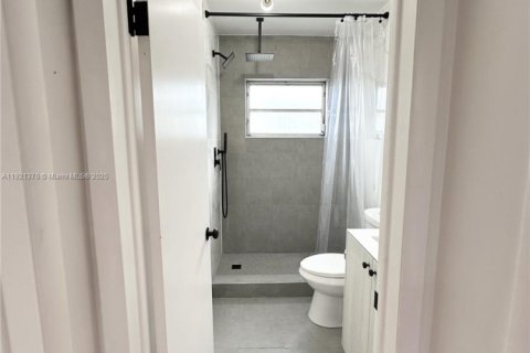 Снять в аренду кондоминиум в Халландейл-Бич, Флорида 1 спальня, 59.46м2, № 1975447 - фото 13