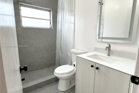 Снять в аренду кондоминиум в Халландейл-Бич, Флорида 1 спальня, 59.46м2, № 1975447 - фото 10