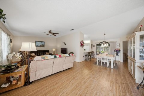 Casa en venta en Summerfield, Florida, 2 dormitorios, 125.98 m2 № 2385854 - foto 7