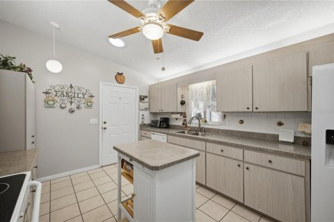 Casa en venta en Summerfield, Florida, 2 dormitorios, 125.98 m2 № 2385854 - foto 12