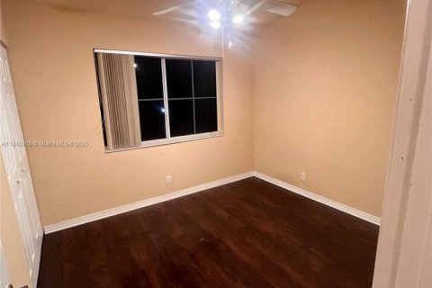 Adosado en venta en Sunrise, Florida, 3 dormitorios, 134.52 m2 № 1828902 - foto 9