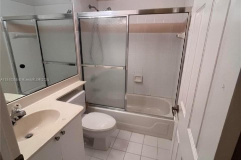 Adosado en venta en Sunrise, Florida, 3 dormitorios, 134.52 m2 № 1828902 - foto 13
