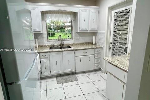 Condo in Hollywood, Florida, 2 bedrooms № 2005664 - photo 5