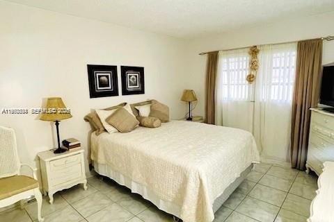 Condo in Hollywood, Florida, 2 bedrooms № 2005664 - photo 7