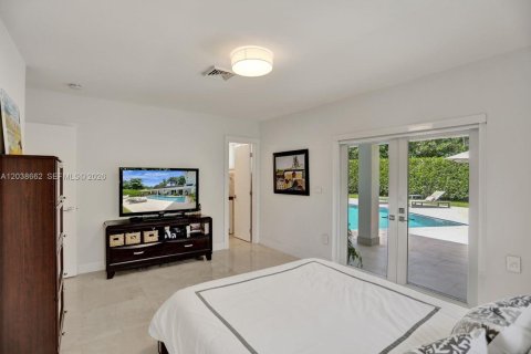 Villa ou maison à vendre à Coral Gables, Floride: 4 chambres, 263.29 m2 № 2262765 - photo 11