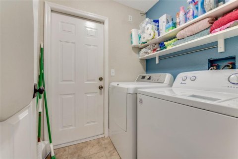 House in Port Orange, Florida 3 bedrooms, 200.76 sq.m. № 1719957 - photo 27