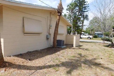 House in Venice, Florida 2 bedrooms, 94.2 sq.m. № 2203342 - photo 22