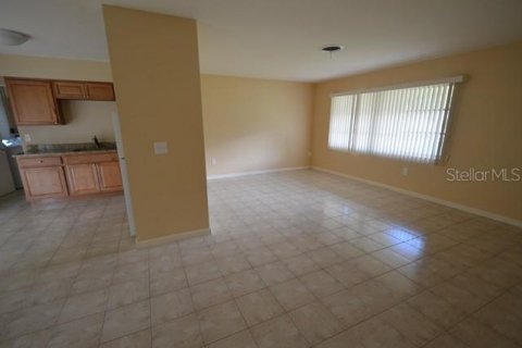 House in Venice, Florida 2 bedrooms, 94.2 sq.m. № 2203342 - photo 5