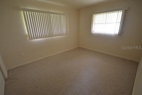 House in Venice, Florida 2 bedrooms, 94.2 sq.m. № 2203342 - photo 12