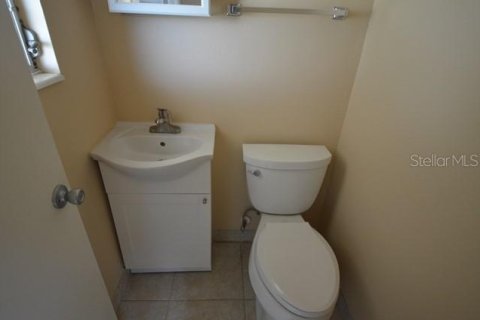 House in Venice, Florida 2 bedrooms, 94.2 sq.m. № 2203342 - photo 13