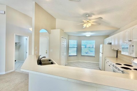 Villa ou maison à vendre à Port St. Lucie, Floride: 3 chambres, 151.8 m2 № 2245888 - photo 8
