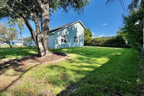 Villa ou maison à vendre à Port St. Lucie, Floride: 3 chambres, 151.8 m2 № 2245888 - photo 5