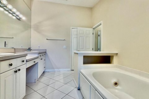 Villa ou maison à vendre à Port St. Lucie, Floride: 3 chambres, 151.8 m2 № 2245888 - photo 23