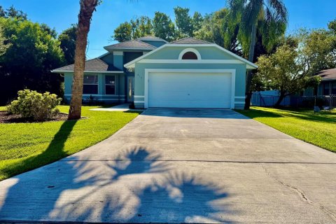 Villa ou maison à vendre à Port St. Lucie, Floride: 3 chambres, 151.8 m2 № 2245888 - photo 2