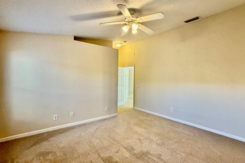 Villa ou maison à vendre à Port St. Lucie, Floride: 3 chambres, 151.8 m2 № 2245888 - photo 18