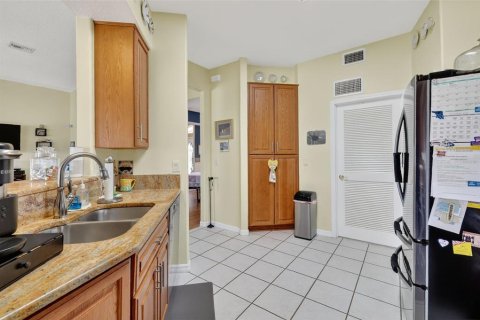 Villa ou maison à louer à Leesburg, Floride: 2 chambres, 204.38 m2 № 2347885 - photo 20