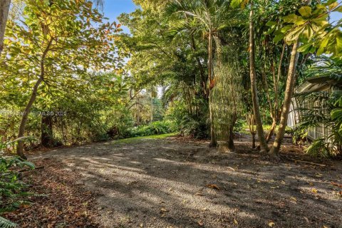 Casa en venta en Biscayne Park, Florida, 4 dormitorios, 234.02 m2 № 1993385 - foto 18