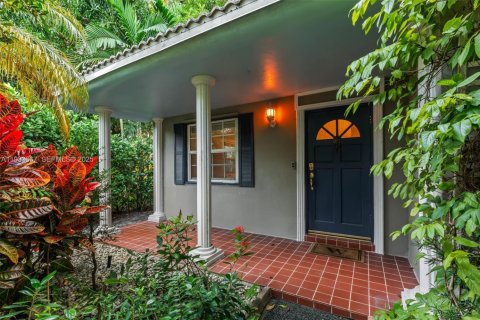 Casa en venta en Biscayne Park, Florida, 4 dormitorios, 234.02 m2 № 1993385 - foto 3