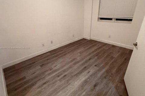 Copropriété à vendre à North Miami, Floride: 2 chambres, 167.32 m2 № 1969559 - photo 7
