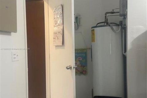 Купить виллу или дом в Дейви, Флорида 3 спальни, 149.39м2, № 1921838 - фото 22