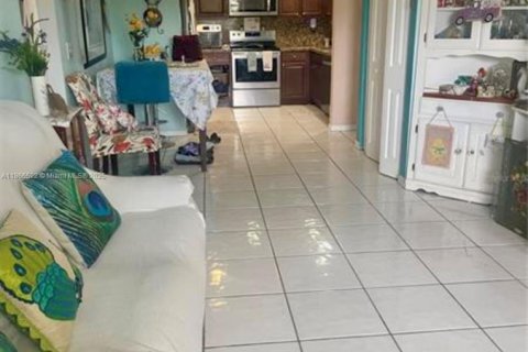 Купить виллу или дом в Дейви, Флорида 3 спальни, 149.39м2, № 1921838 - фото 18