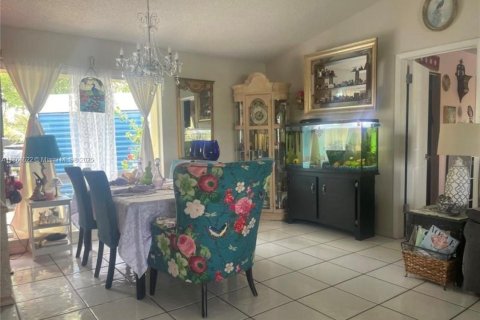 Купить виллу или дом в Дейви, Флорида 3 спальни, 149.39м2, № 1921838 - фото 10