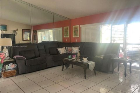 Купить виллу или дом в Дейви, Флорида 3 спальни, 149.39м2, № 1921838 - фото 11