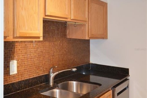 Condominio en venta en Gainesville, Florida, 2 dormitorios, 93.18 m2 № 1554446 - foto 3
