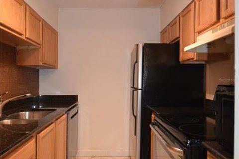 Condominio en venta en Gainesville, Florida, 2 dormitorios, 93.18 m2 № 1554446 - foto 4