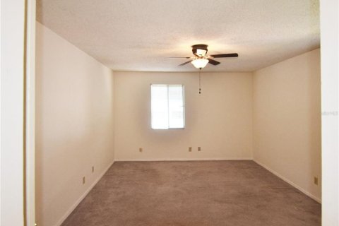 Condominio en venta en Gainesville, Florida, 2 dormitorios, 93.18 m2 № 1554446 - foto 12