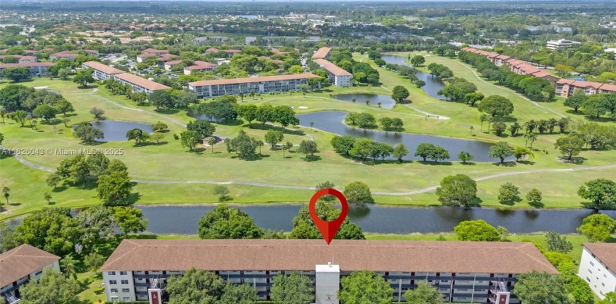 Condo in Pembroke Pines, Florida, 2 bedrooms  № 1794533