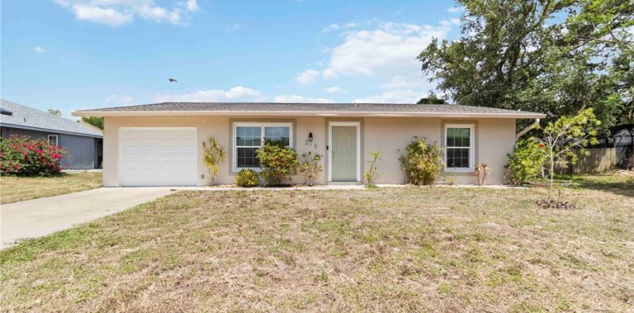 House in Port Charlotte, Florida 2 bedrooms, 84.08 sq.m. № 1769744