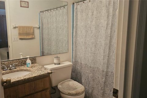 House in Orlando, Florida 2 bedrooms, 90.12 sq.m. № 2098864 - photo 10