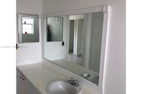Copropriété à louer à Palmetto Bay, Floride: 1 chambre, 61.69 m2 № 2040921 - photo 8