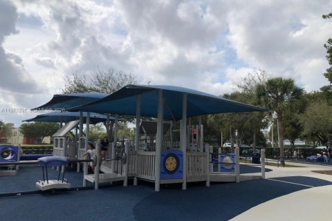 Copropriété à louer à Palmetto Bay, Floride: 1 chambre, 61.69 m2 № 2040921 - photo 24