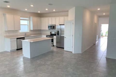 Villa ou maison à louer à Kissimmee, Floride: 4 chambres, 171.22 m2 № 2391386 - photo 4