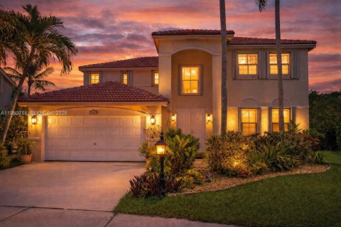 House in Weston, Florida 5 bedrooms, 259.48 sq.m. № 2079005