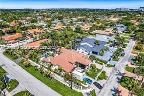 Снять в аренду виллу или дом в Майами, Флорида 5 спален, 370.77м2, № 2002413 - фото 20