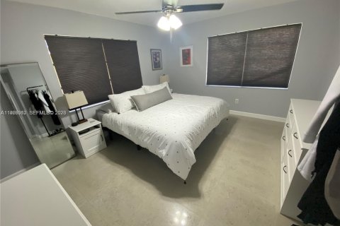 Appartement à louer à Miami, Floride: 2 chambres, 98.01 m2 № 2027568 - photo 17