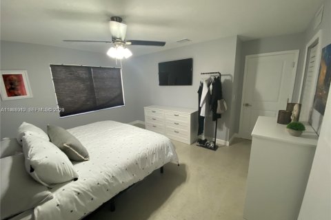 Appartement à louer à Miami, Floride: 2 chambres, 98.01 m2 № 2027568 - photo 25