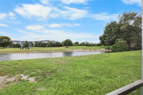 Condo à Margate, Floride, 2 chambres  № 2147138
