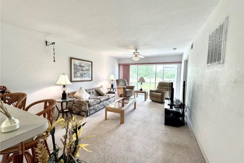 Copropriété à louer à Lake Suzy, Floride: 2 chambres, 106.84 m2 № 1827215 - photo 24