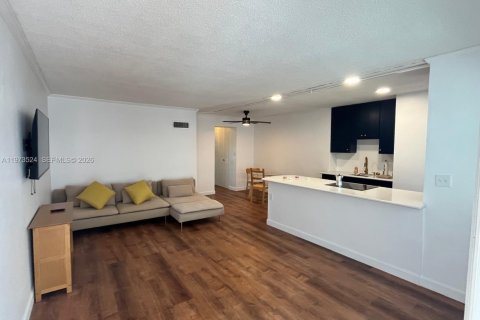 Apartment in Miami Beach, Florida 1 bedroom, 60.01 sq.m. № 2036439 - photo 9