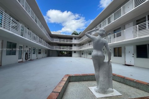 Apartment in Miami Beach, Florida 1 bedroom, 60.01 sq.m. № 2036439 - photo 4