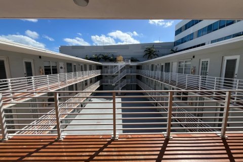 Apartment in Miami Beach, Florida 1 bedroom, 60.01 sq.m. № 2036439 - photo 6