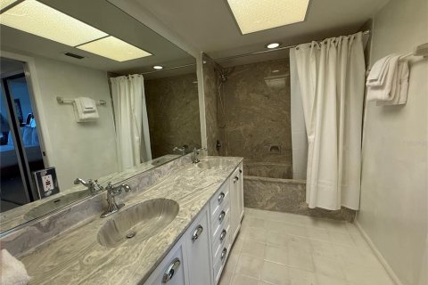 Copropriété à vendre à Placida, Floride: 3 chambres, 145.67 m2 № 2344711 - photo 16