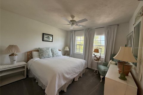 Copropriété à vendre à Placida, Floride: 3 chambres, 145.67 m2 № 2344711 - photo 13
